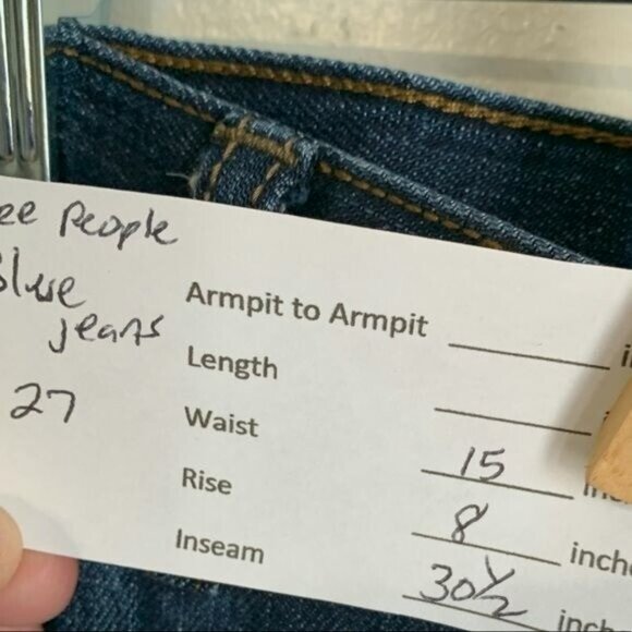 Free People Women's Dark Wash Whiskering Mid Rise Straight Jeans Sz 27 Everyday - Picture 2 of 7